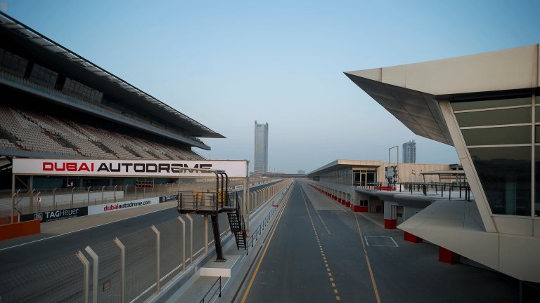 Dubai Car Racing - Dubai Autodrome