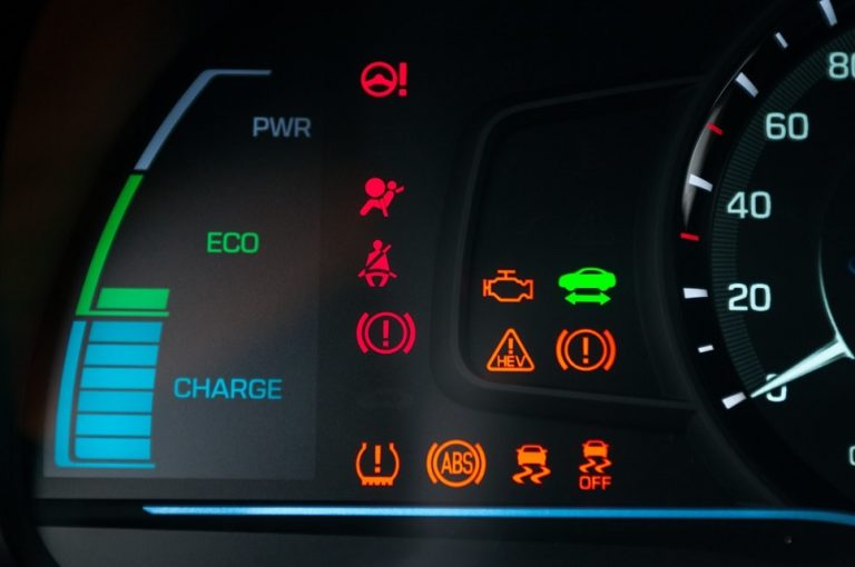 5 Warning Lights that you should never Ignore Dubai