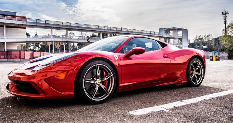 Ferrari-458-Italia