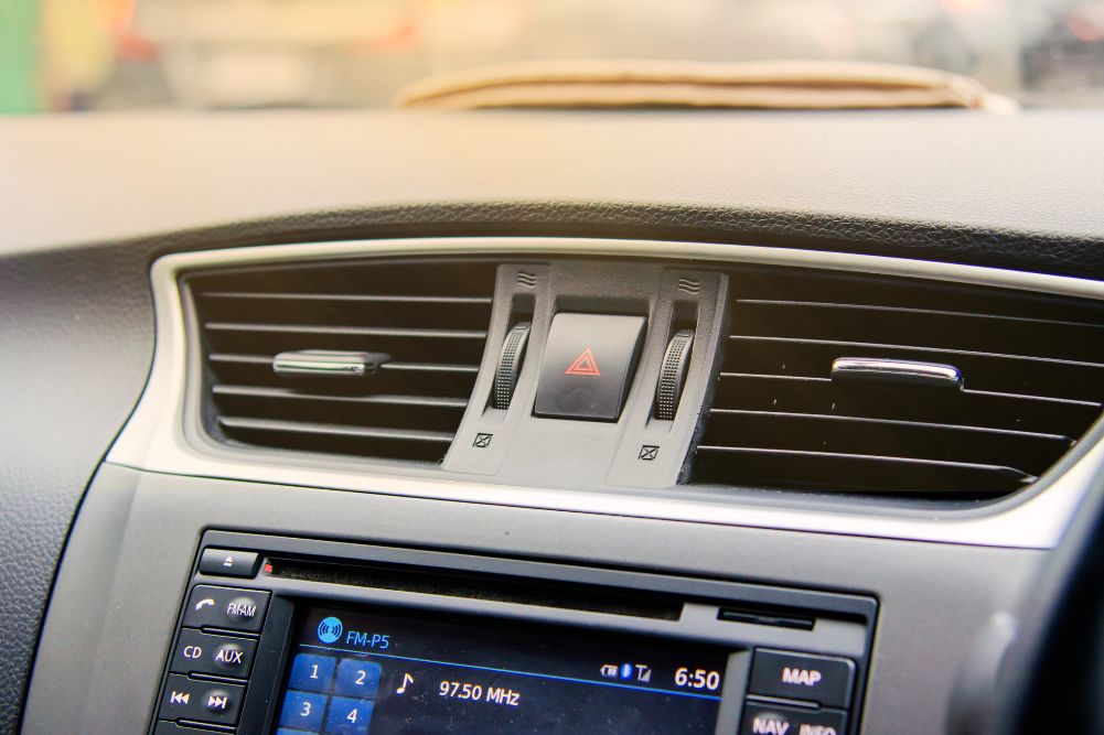 Car AC Dos and Don'ts Common Mistakes to Avoid During Summer - Carcility