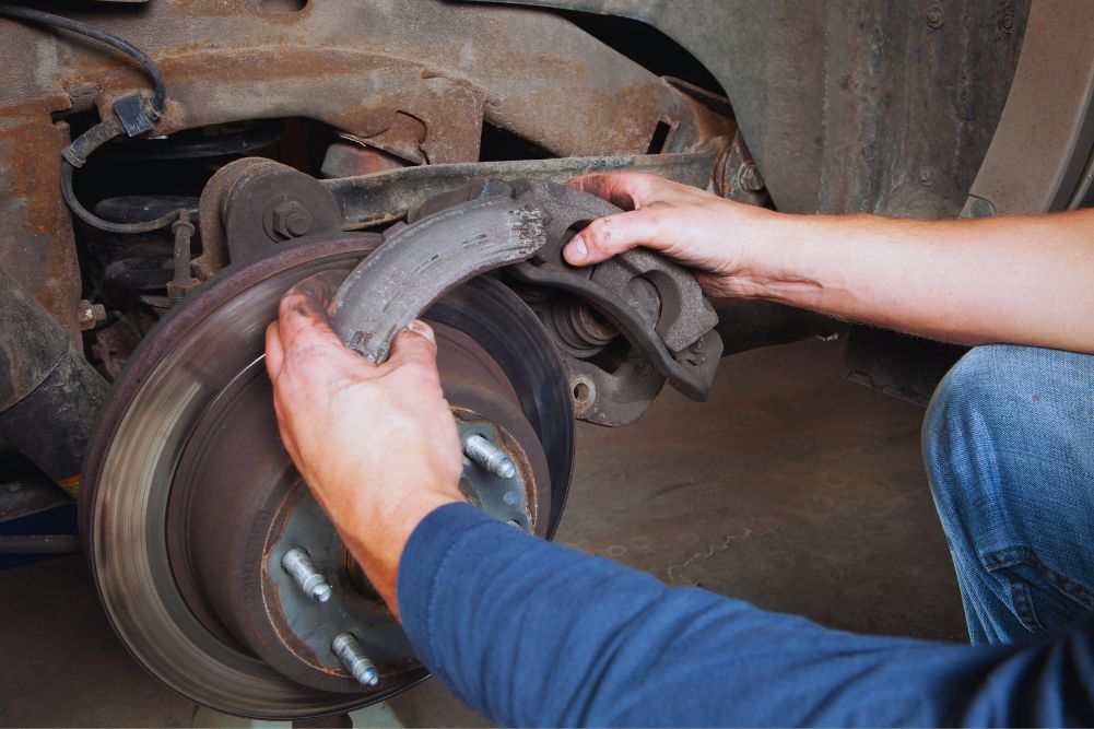 Carcility - Squeaking or squealing brakes
