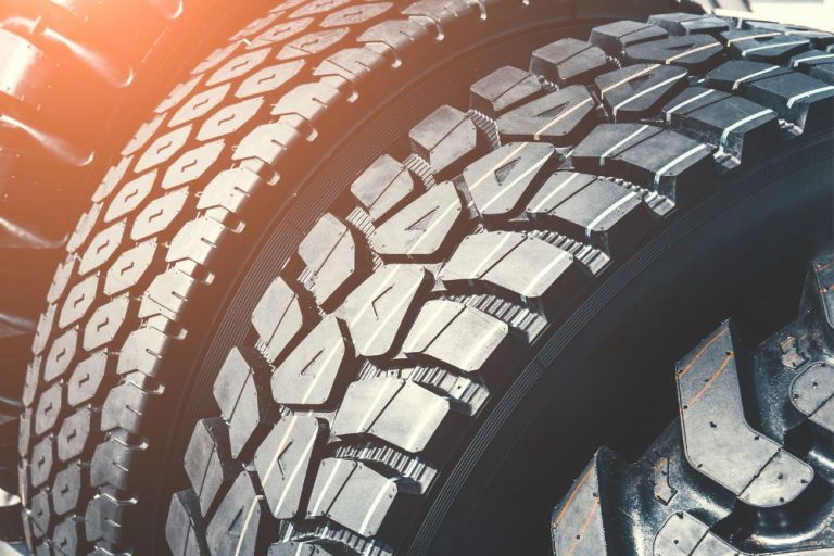 Summer Tyre Maintenance with Carcility - Ensuring Safety and Performance on Hot Roads