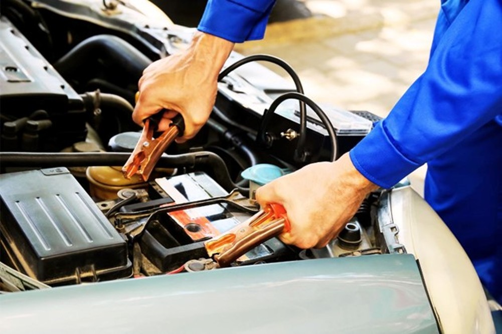 Carcility Car Service - 5 Tips to Maintain Your Car Battery in Cooler Temperatures