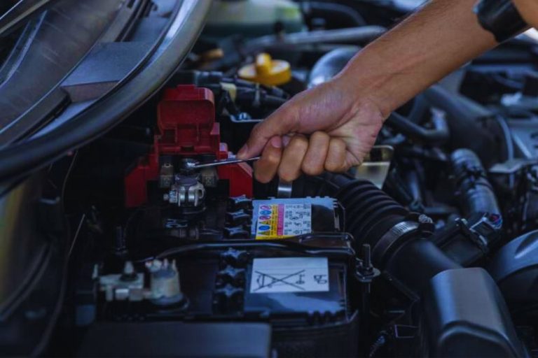 Carcility - Is your car battery dying Spot the signs early